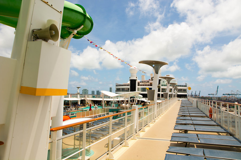 Sun deck