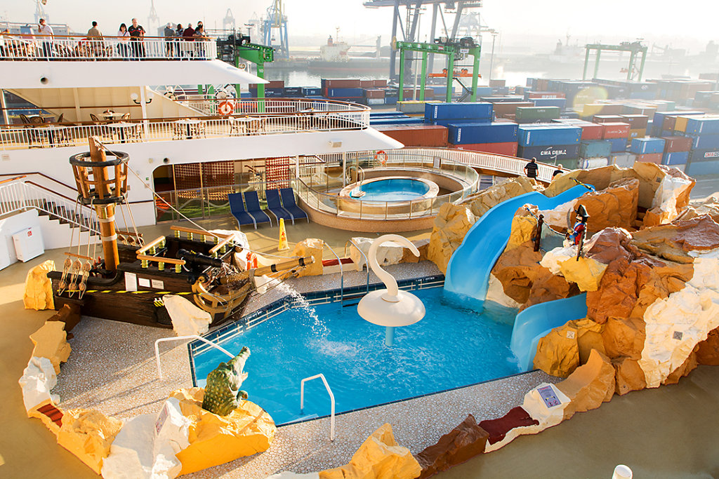 Buccaneer's Wet & Wild