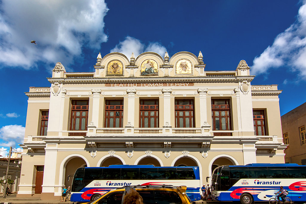 Teatro Tomas Terry