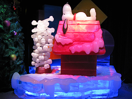 ICE! Gaylord Texan Charlie Brown Christmas sager.org