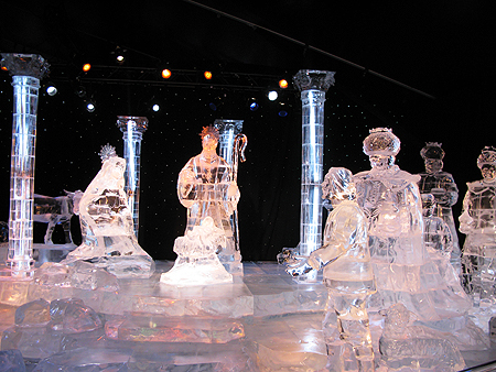 ICE! Gaylord Texan Charlie Brown Christmas angel sager.org