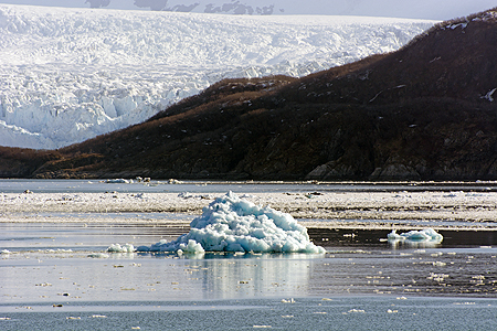 iceberg Hubbard Glacier