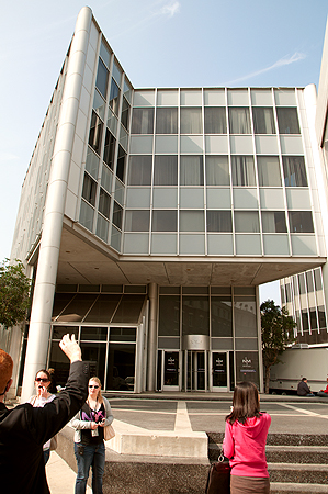 Paramount Studio Backlot Tour Bank