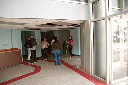 Studio Tour Paramount Bank Interior