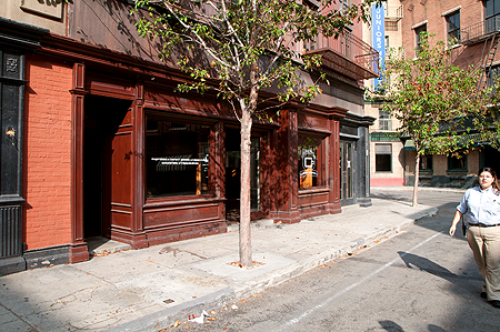 Coffee shop set Warner Brothers