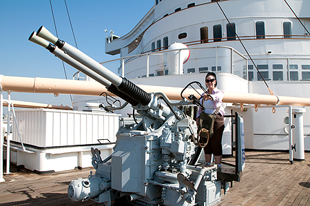 Anti-aircraft gun Queen Mary