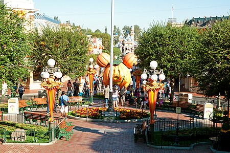 Disneyland Mickey Mouse