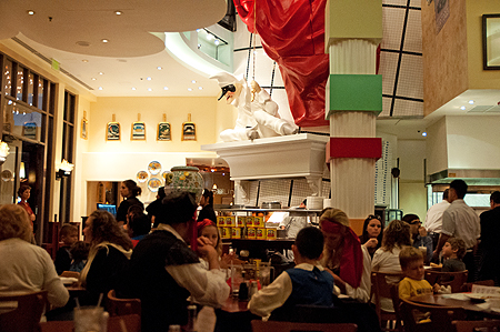 Naples Ristorante e Pizzeria Downtown Disney