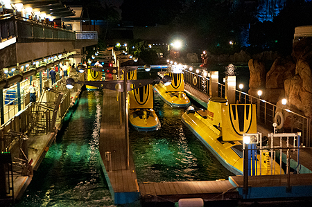 Disneyland Finding Nemo