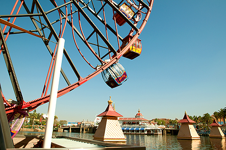 Disneyland Mickey's Fun Wheel