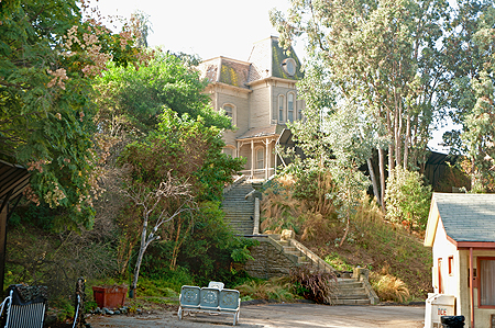 Bates House Norman VIP Tour