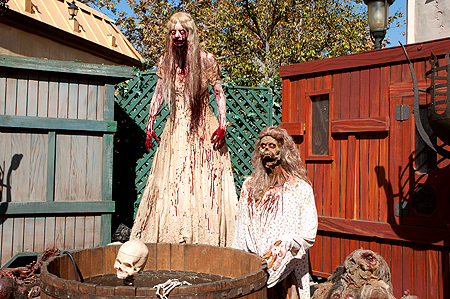 Walking dead zombies Universal Studios Hollywood Halloween