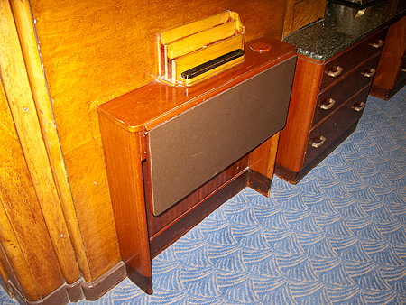 Queen Mary Deluxe Room