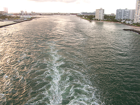 Holland America Cruise Noordam Christmas