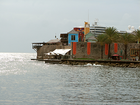 Curacao Fort cruise