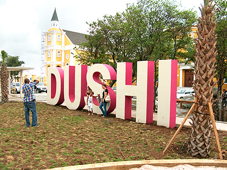 Dushi sweet Curacao
            