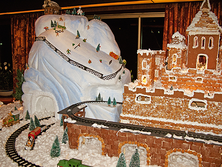 Christmas gingerbread house Noordam Cruise