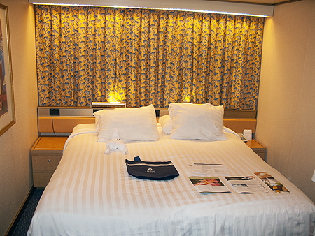 Noordam Holland America cabin