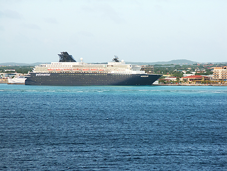 Pullmantur Horizon cruise ship