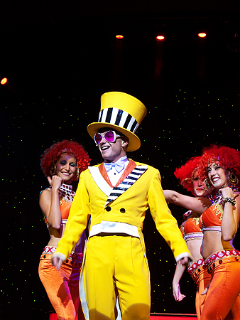 Elton John cruise Noordam