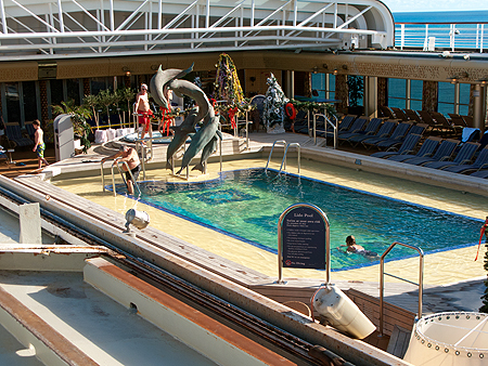 Holland America Noordam swimming pool