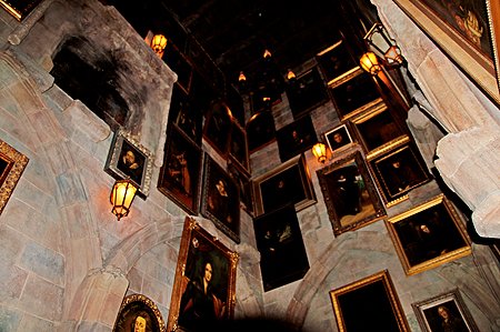 Hogwarts Harry Potter Hall of Paintings