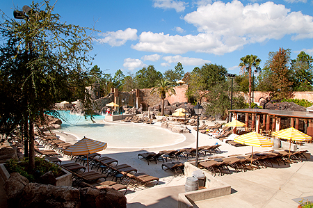 Lowes POrtofino Bay Hotel Pool