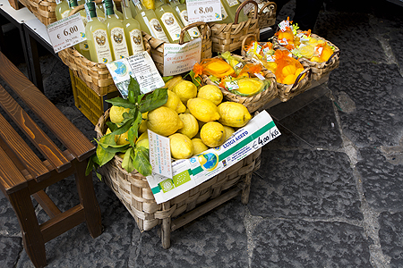 Amalfi Lemons