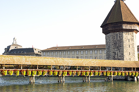 Lucerne Chapel bridge